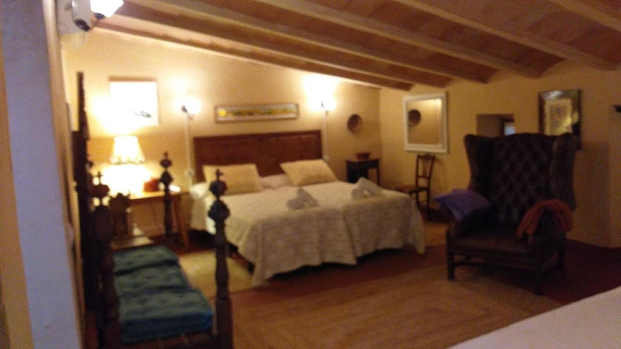 Casa Padrina Burballa Vakantiehuis María de la Salud