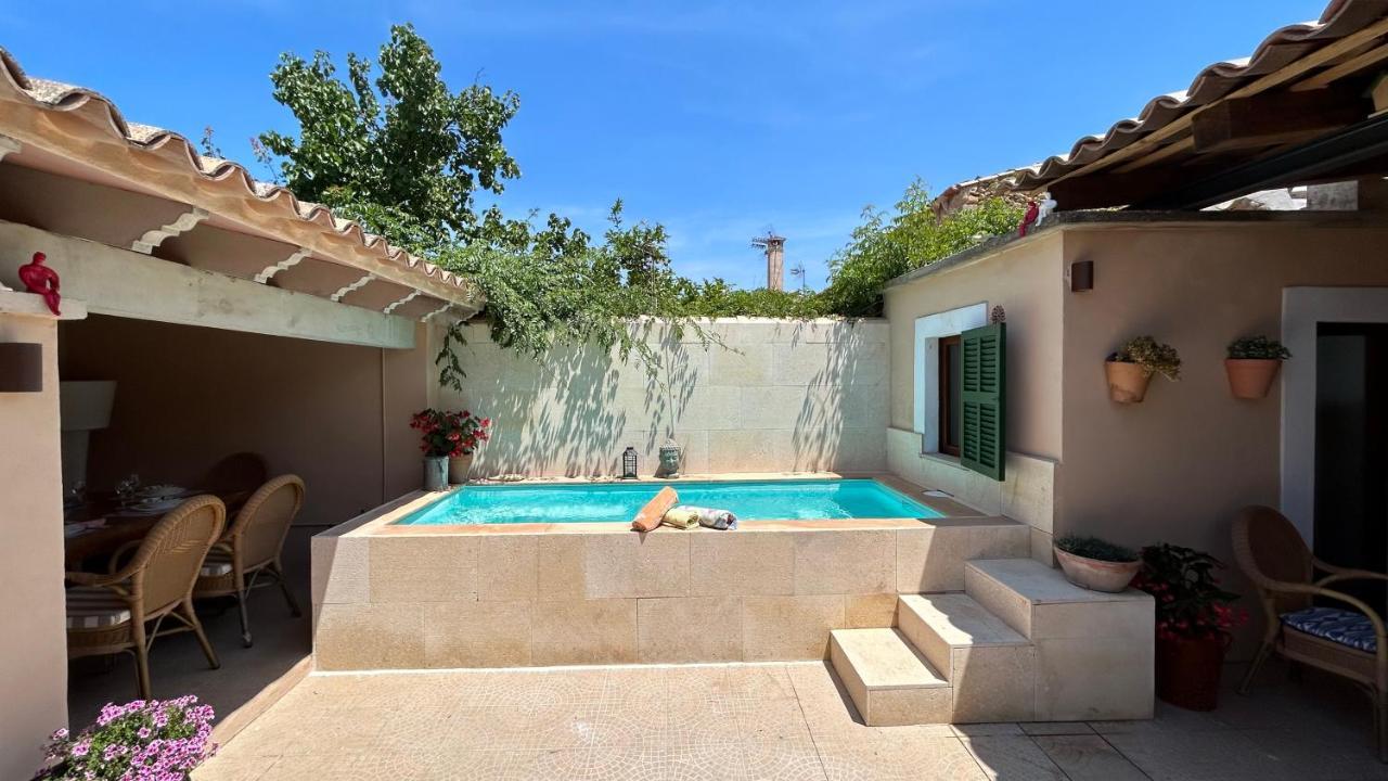 Casa Padrina Burballa Vakantiehuis María de la Salud